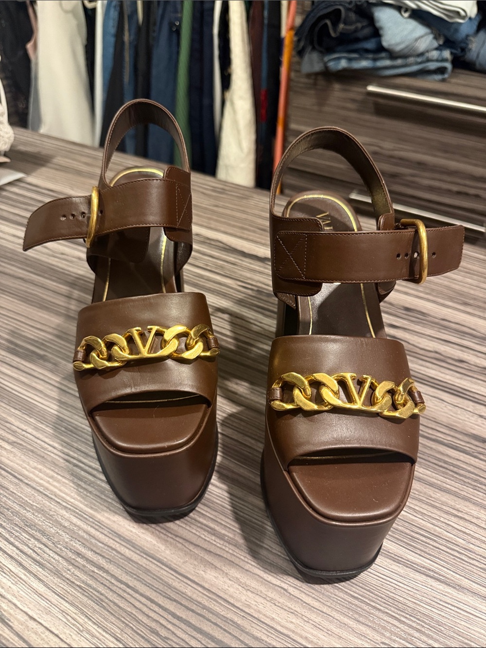 Valentino Garavani Brown Leather Platform Sandals with Gold Chain - Picture 1 of 4